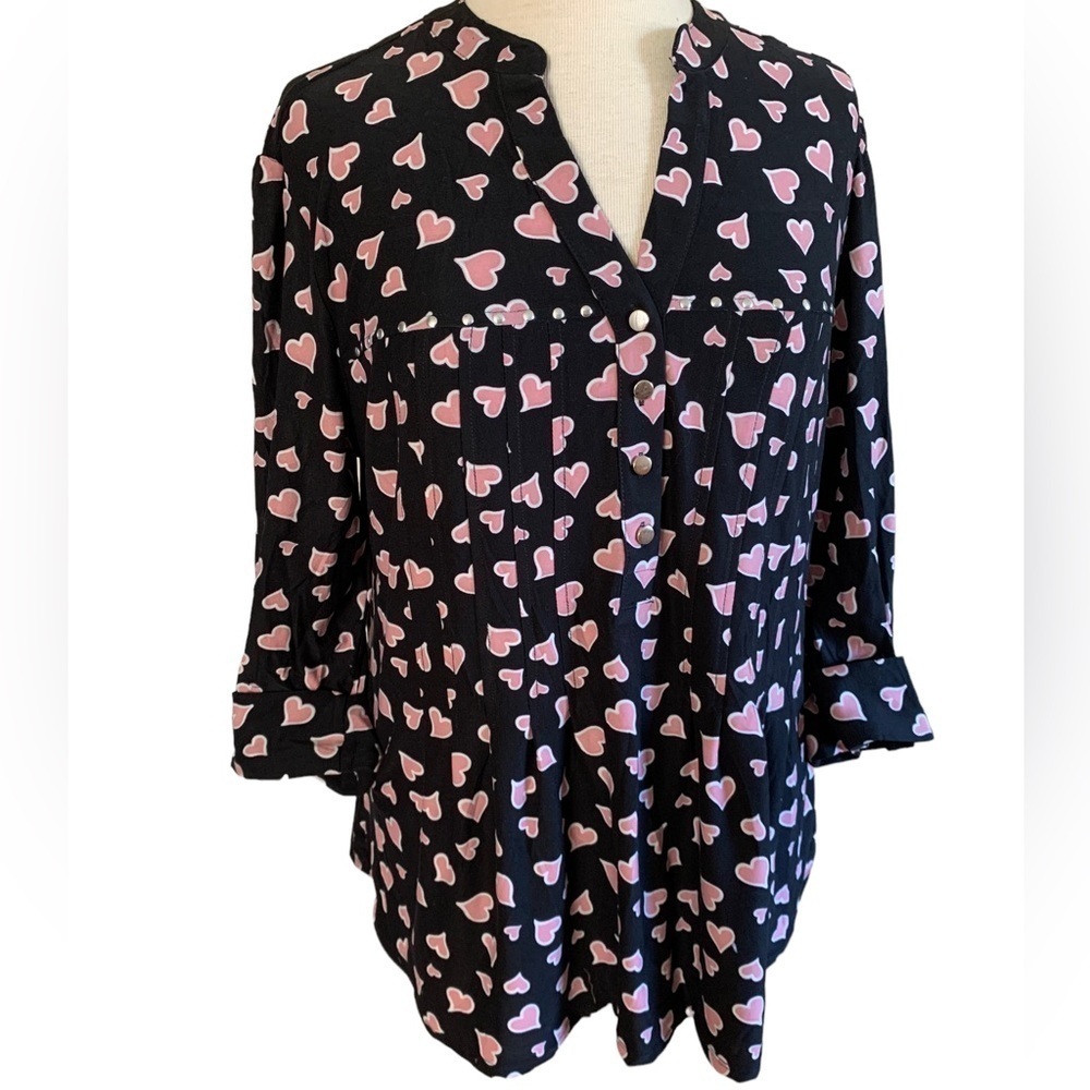 COCOMO 1X Black Pink hearts Plus Size 3/4 sleeve women’s Pintuck tunic blouse - Picture 4 of 13